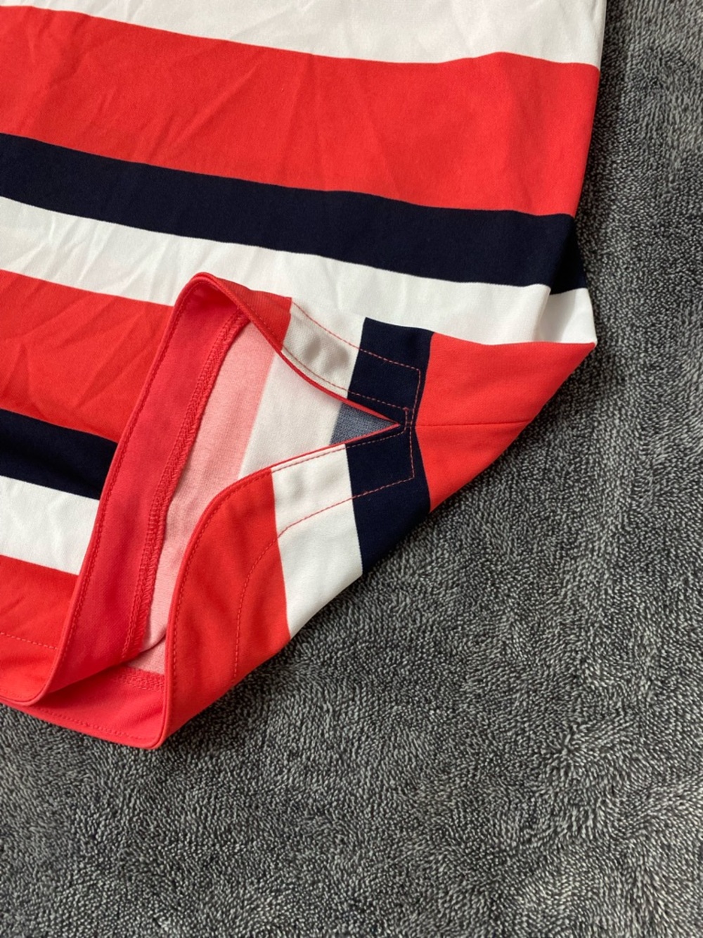 Ann Taylor Petite Nautical Striped Sleeveless Shell Top Size LP Preppy‎ Workwear - Picture 3 of 8